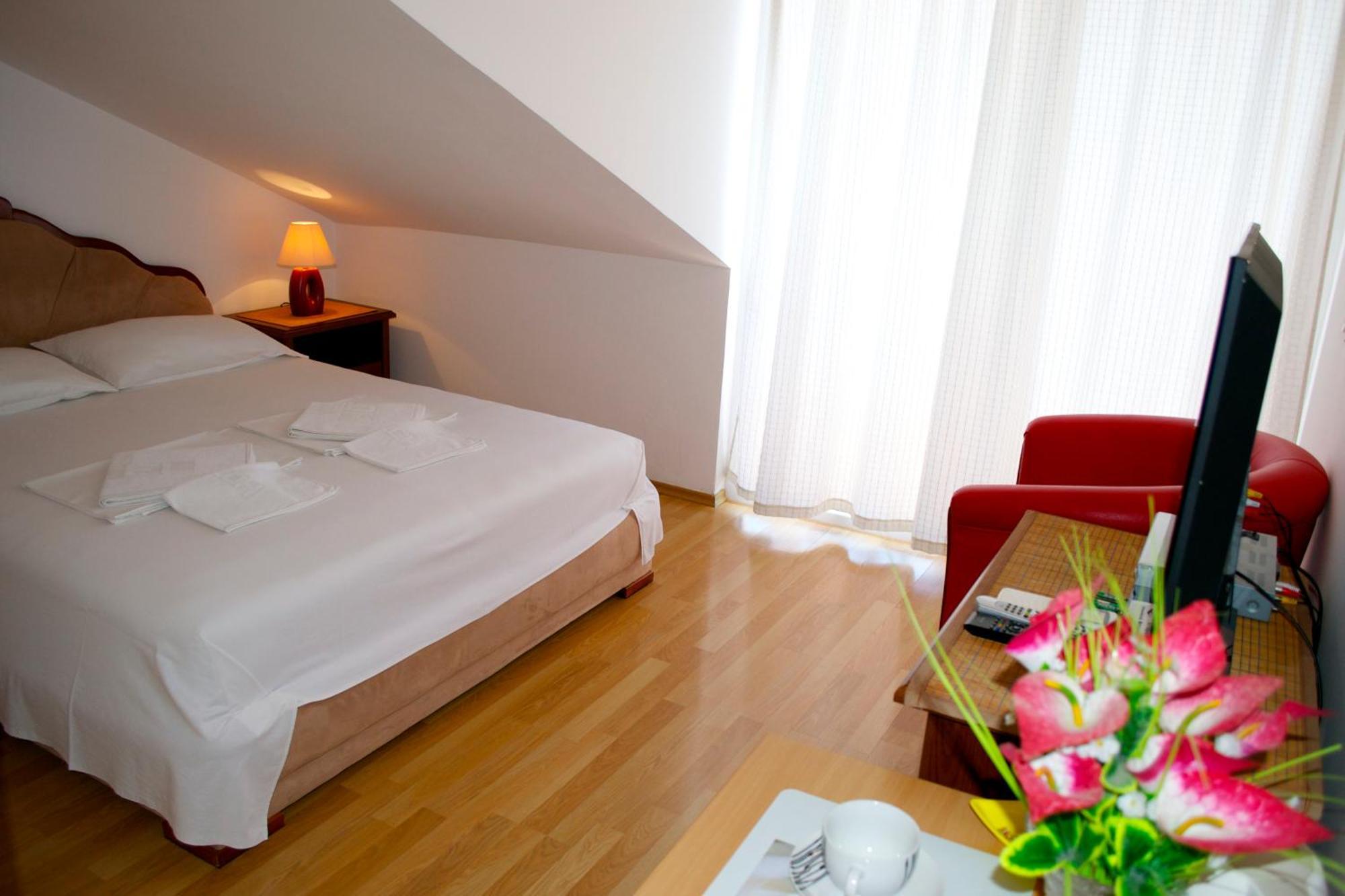 Apartments Luka Budva Zimmer foto